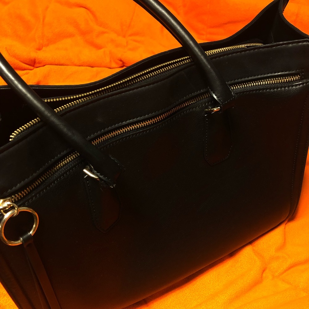 A New Day tote bag w/ laptop compartment